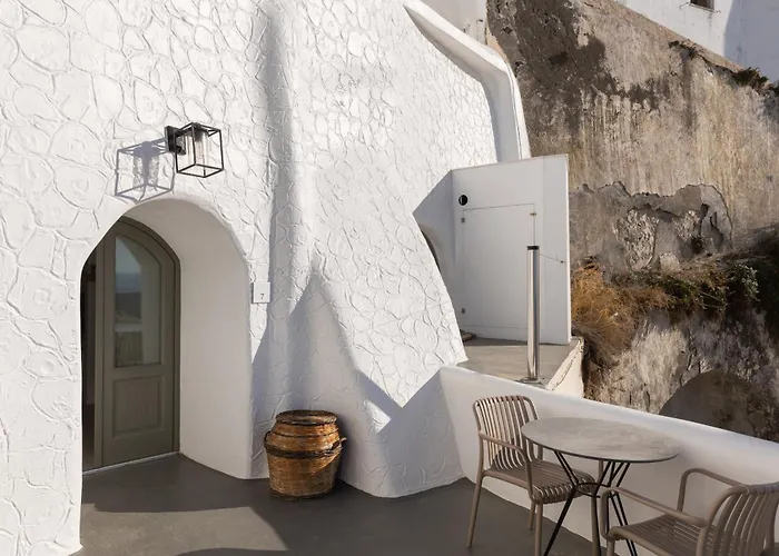 Aperto Suites - Adults Only
